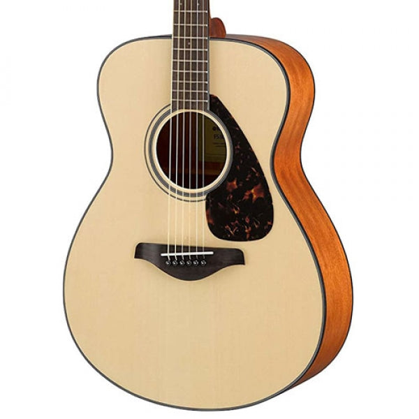 Yamaha FS800 Concert Acoustic Guitar With Gig Bag - Natural