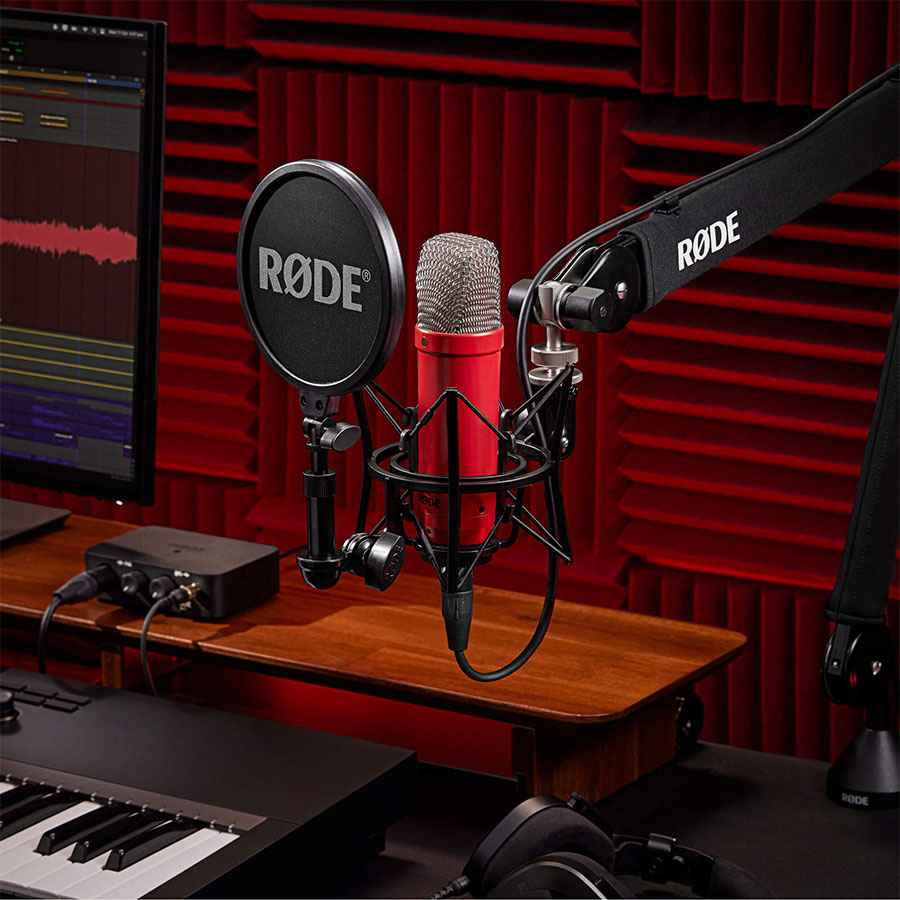 Rode NT1 Signature Series Studio Condenser Microphone