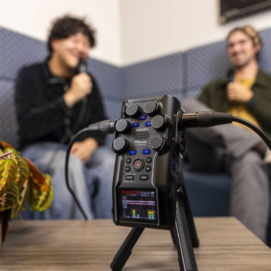 Zoom H6 Studio 6 Track Recorder